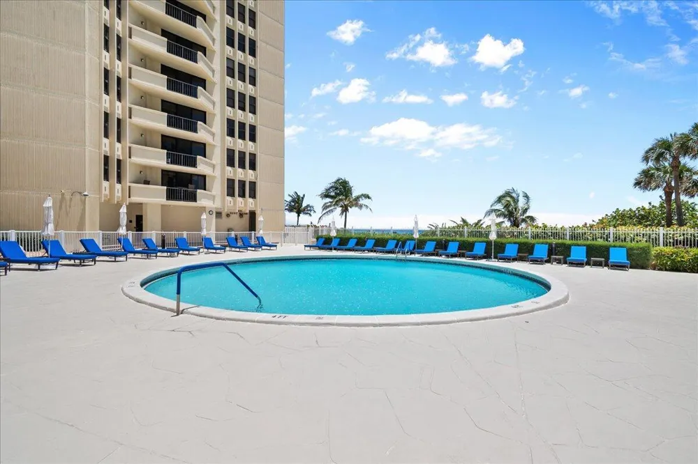 2800 Ocean Drive #A-18c Riviera Beach, FL 33404