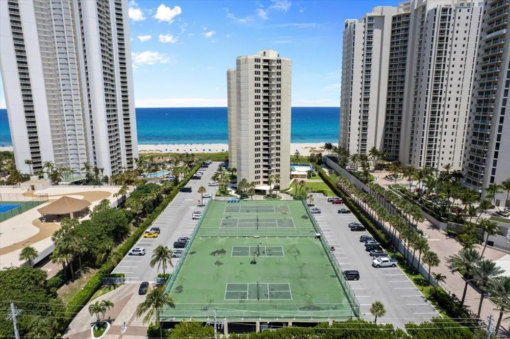 2800 Ocean Drive #A-18c Riviera Beach, FL 33404