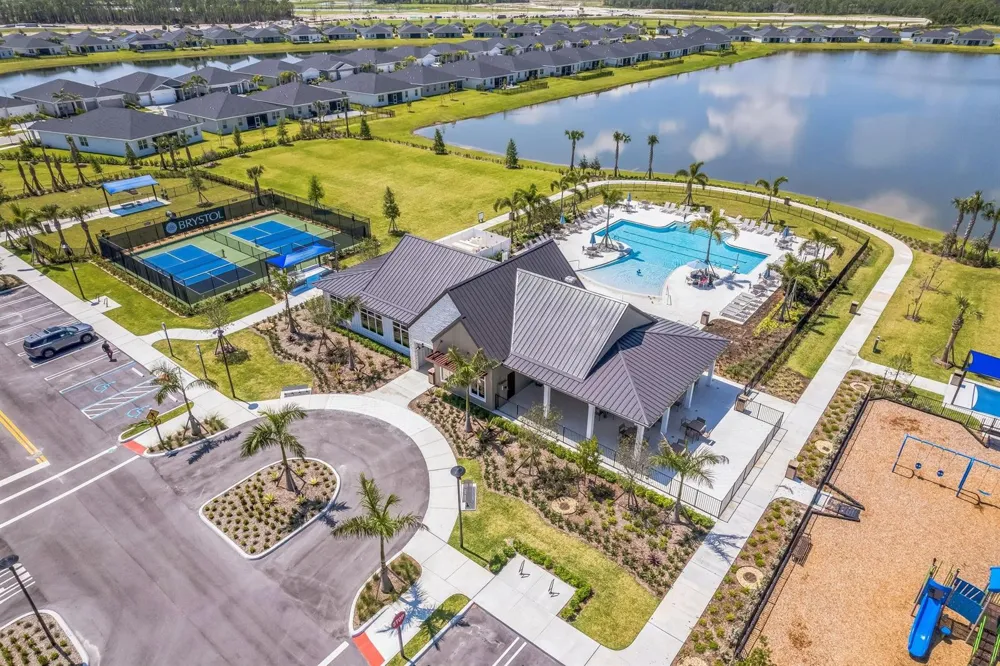 10724 NW Suncrest Lp Port St. Lucie, FL 34987