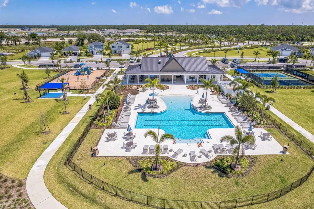 10724 NW Suncrest Lp Port St. Lucie, FL 34987