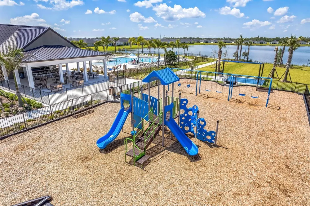 10724 NW Suncrest Lp Port St. Lucie, FL 34987