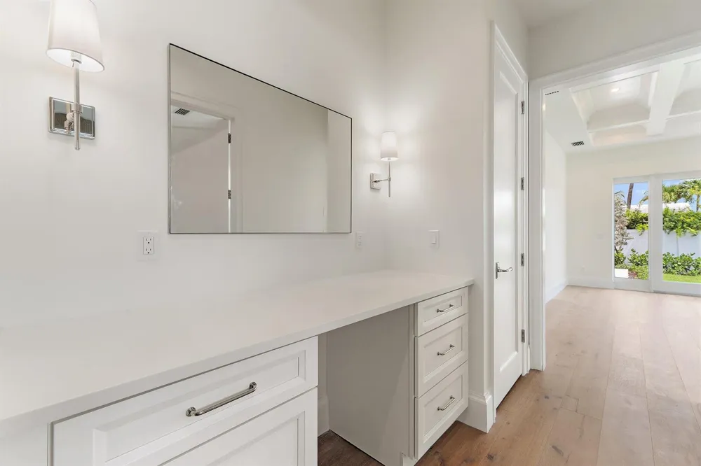 131 Dory Road S North Palm Beach, FL 33408