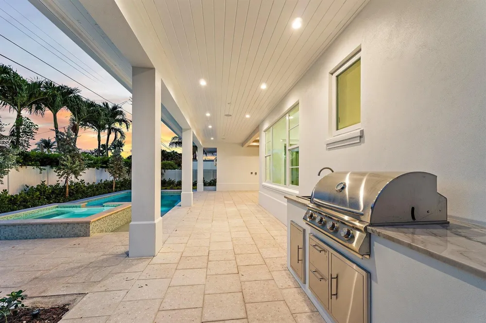 131 Dory Road S North Palm Beach, FL 33408