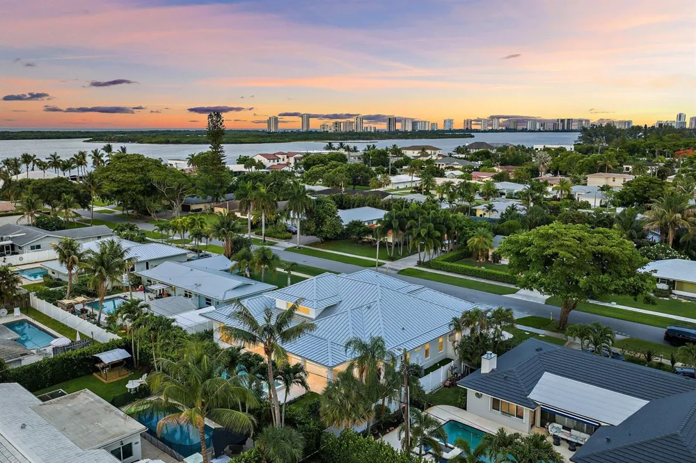 131 Dory Road S North Palm Beach, FL 33408