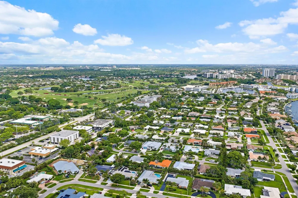 131 Dory Road S North Palm Beach, FL 33408