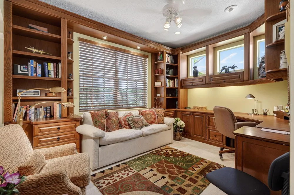 402 Eagleton Cove Way Palm Beach Gardens, FL 33418