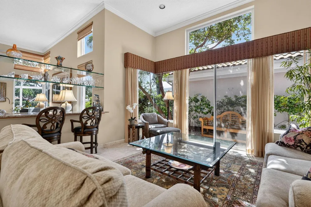 402 Eagleton Cove Way Palm Beach Gardens, FL 33418