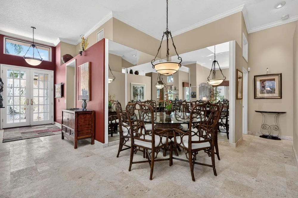 402 Eagleton Cove Way Palm Beach Gardens, FL 33418