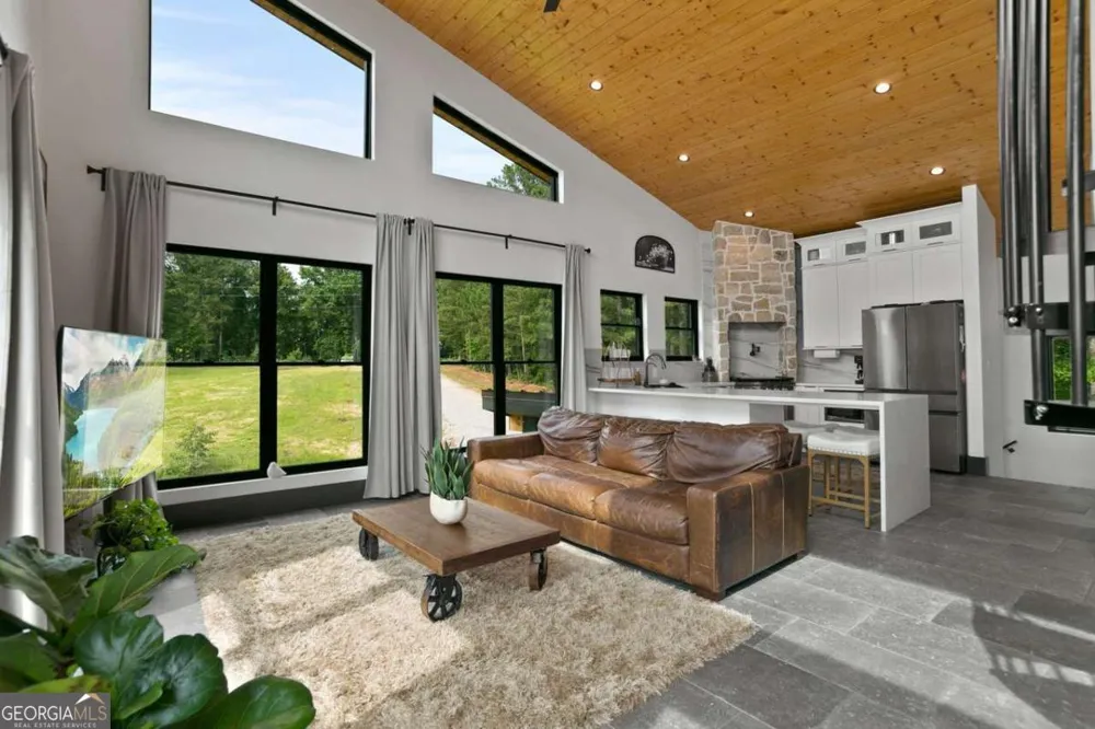 6333 Big Ridge RD Talking Rock, GA 30175