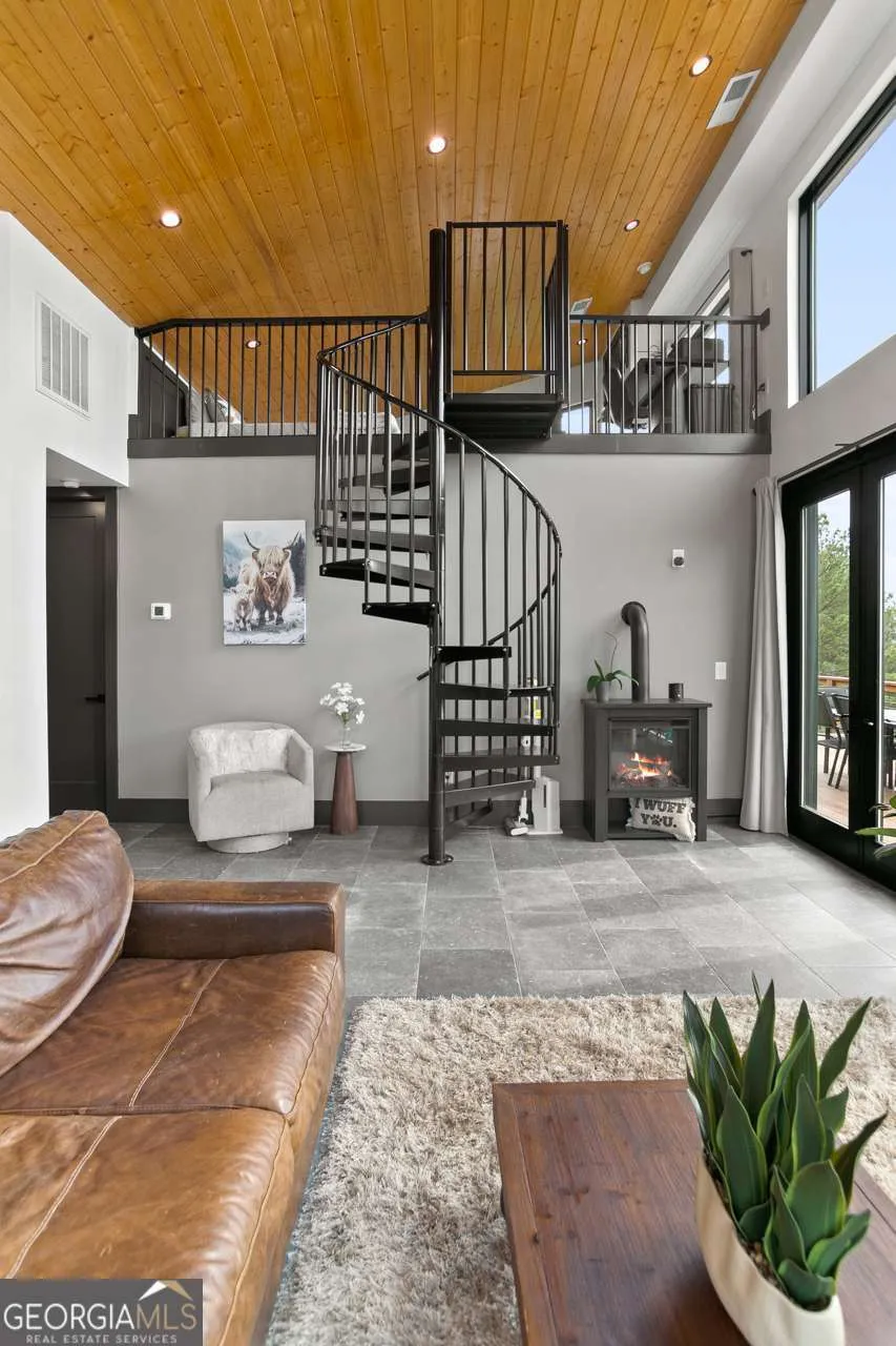 6333 Big Ridge RD Talking Rock, GA 30175