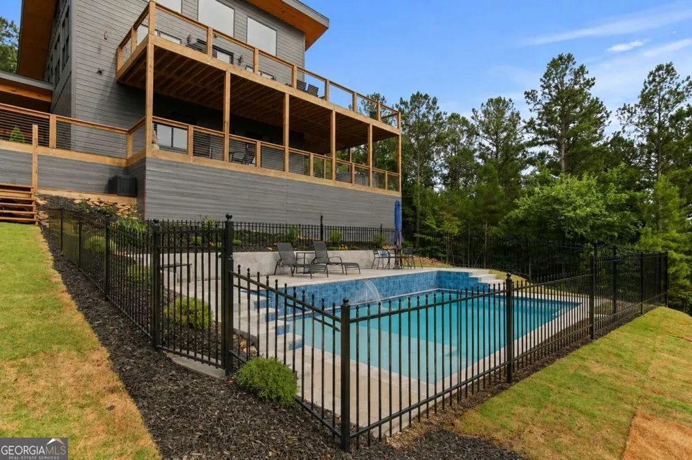 6333 Big Ridge RD Talking Rock, GA 30175