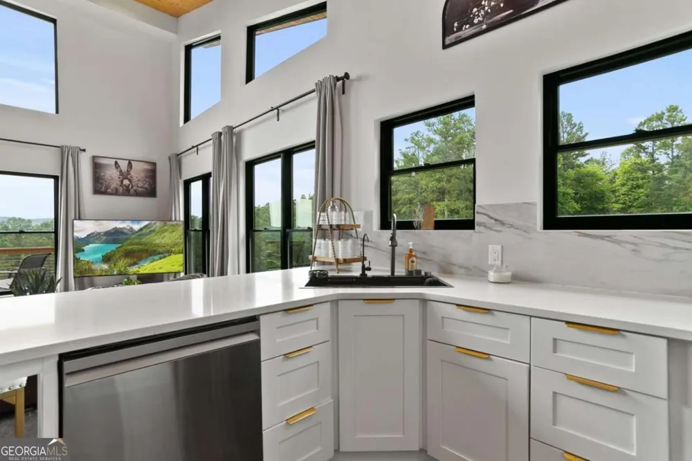 6333 Big Ridge RD Talking Rock, GA 30175