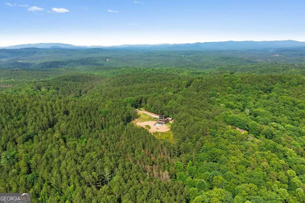 6333 Big Ridge RD Talking Rock, GA 30175