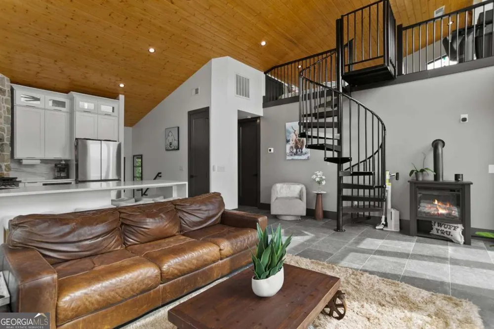 6333 Big Ridge RD Talking Rock, GA 30175