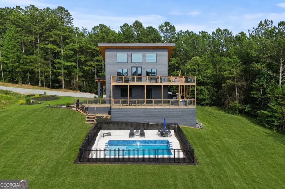 6333 Big Ridge RD Talking Rock, GA 30175