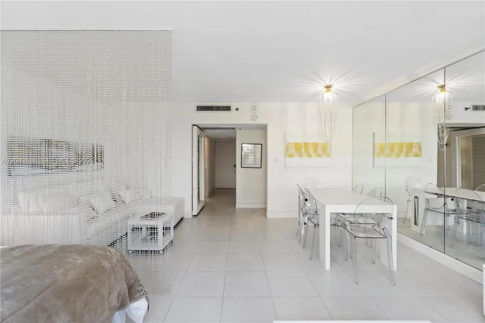 100 Lincoln Rd #306 Miami Beach, FL 33139