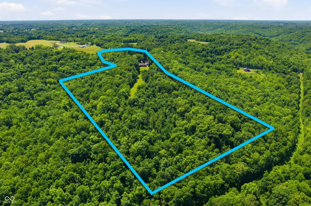 6191 Lookout Road Brookville, IN 47012