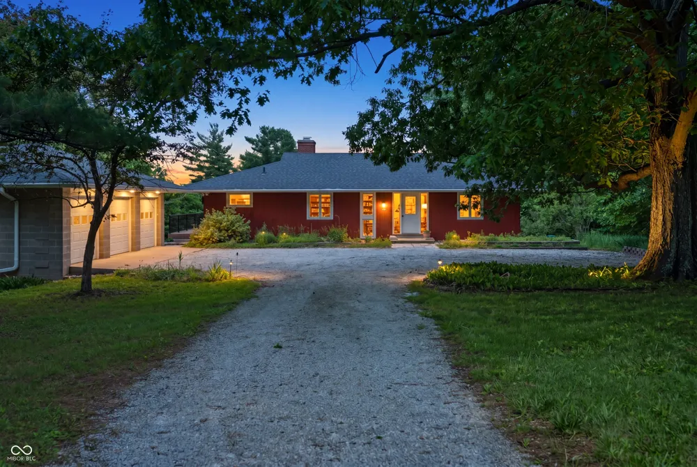 6191 Lookout Road Brookville, IN 47012