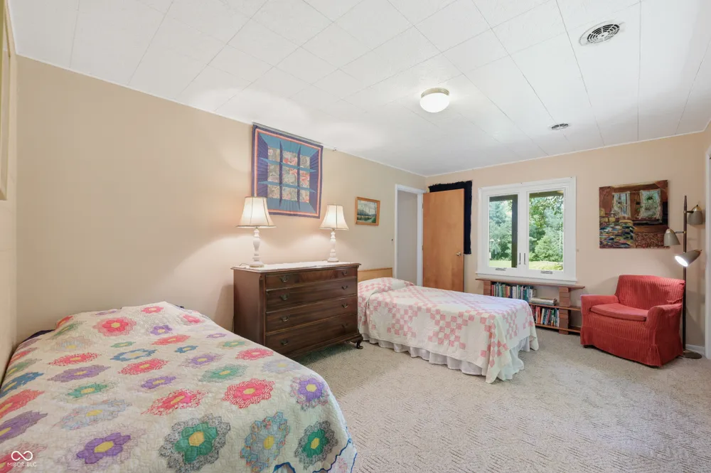 6191 Lookout Road Brookville, IN 47012