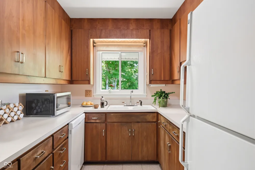 6191 Lookout Road Brookville, IN 47012