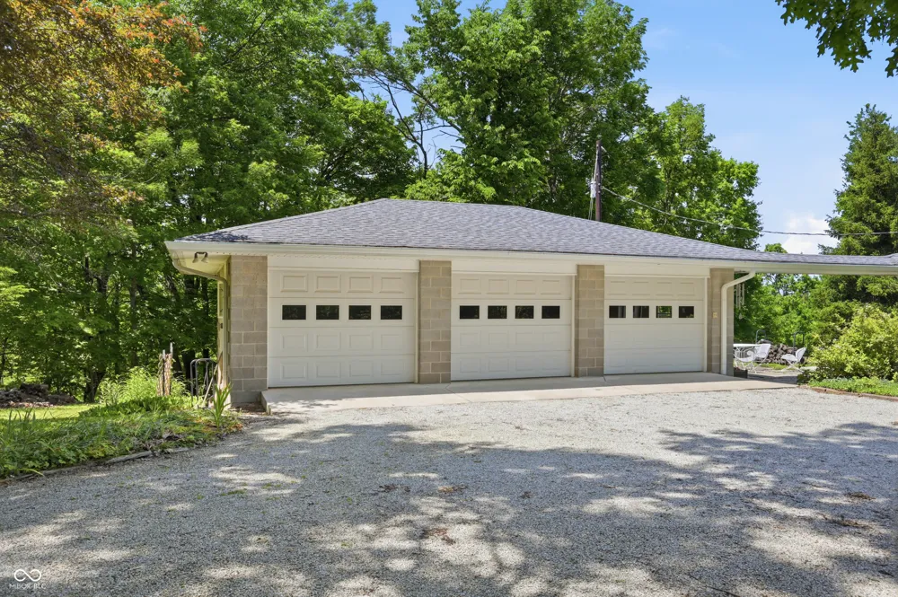6191 Lookout Road Brookville, IN 47012