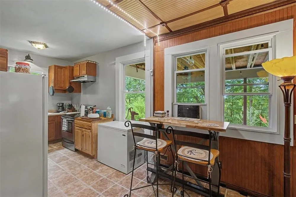 1002 Raccoon Ridge NE Ranger, GA 30734