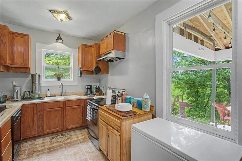 1002 Raccoon Ridge NE Ranger, GA 30734