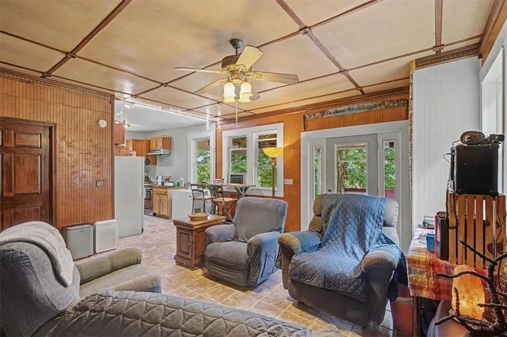 1002 Raccoon Ridge NE Ranger, GA 30734