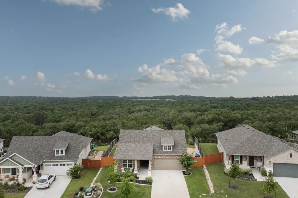 293 Barnhill Loop Dripping Springs, TX 78620