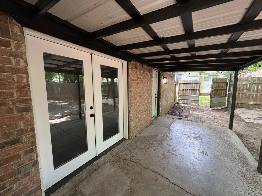 607 S Broad Street St Jo, TX 76265