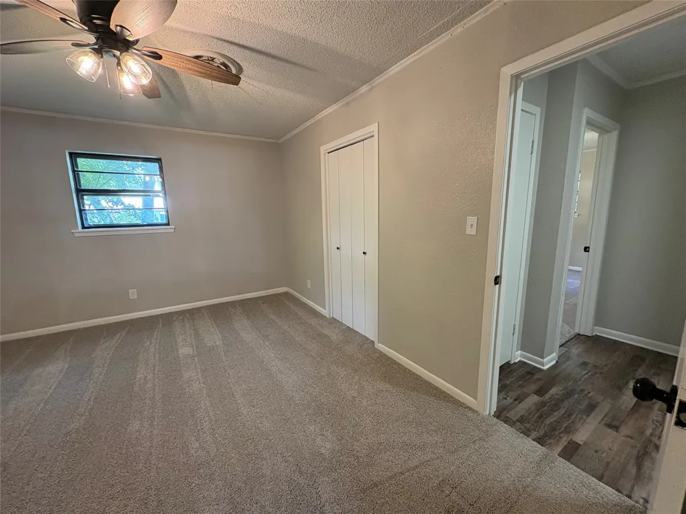 607 S Broad Street St Jo, TX 76265