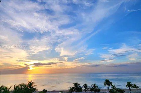 3505 S Ocean Dr #1103