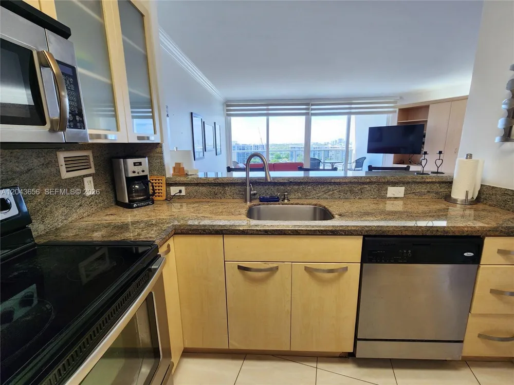 3505 S Ocean Dr #1103 Hollywood, FL 33019