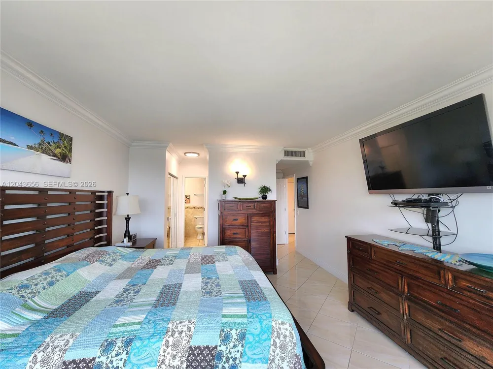 3505 S Ocean Dr #1103 Hollywood, FL 33019
