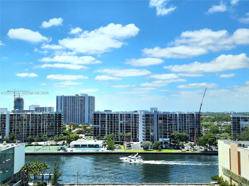 3505 S Ocean Dr #1103 Hollywood, FL 33019