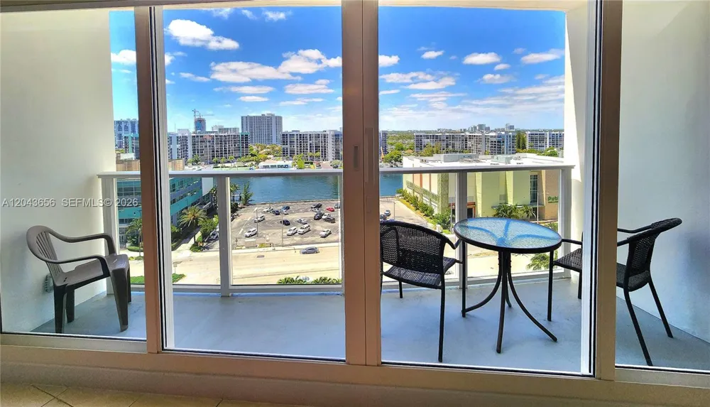 3505 S Ocean Dr #1103 Hollywood, FL 33019
