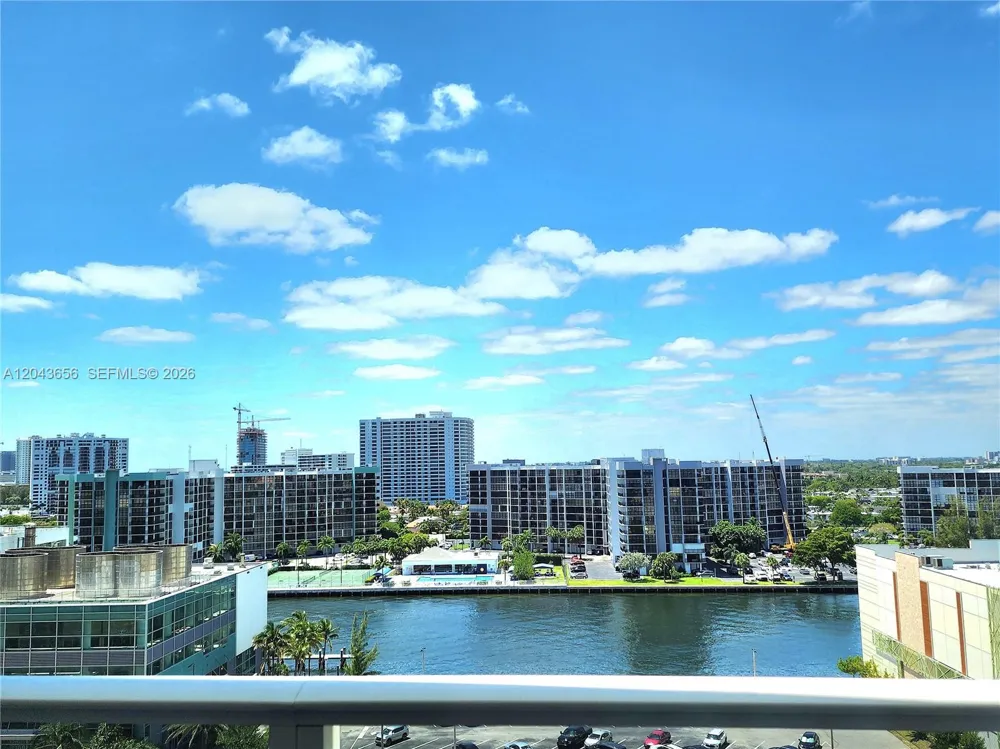 3505 S Ocean Dr #1103 Hollywood, FL 33019