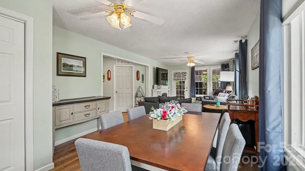 113 Lake View Drive New London, NC 28127