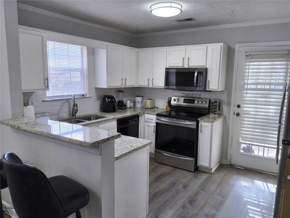 5980 Sherwood Trace Lithonia, GA 30038