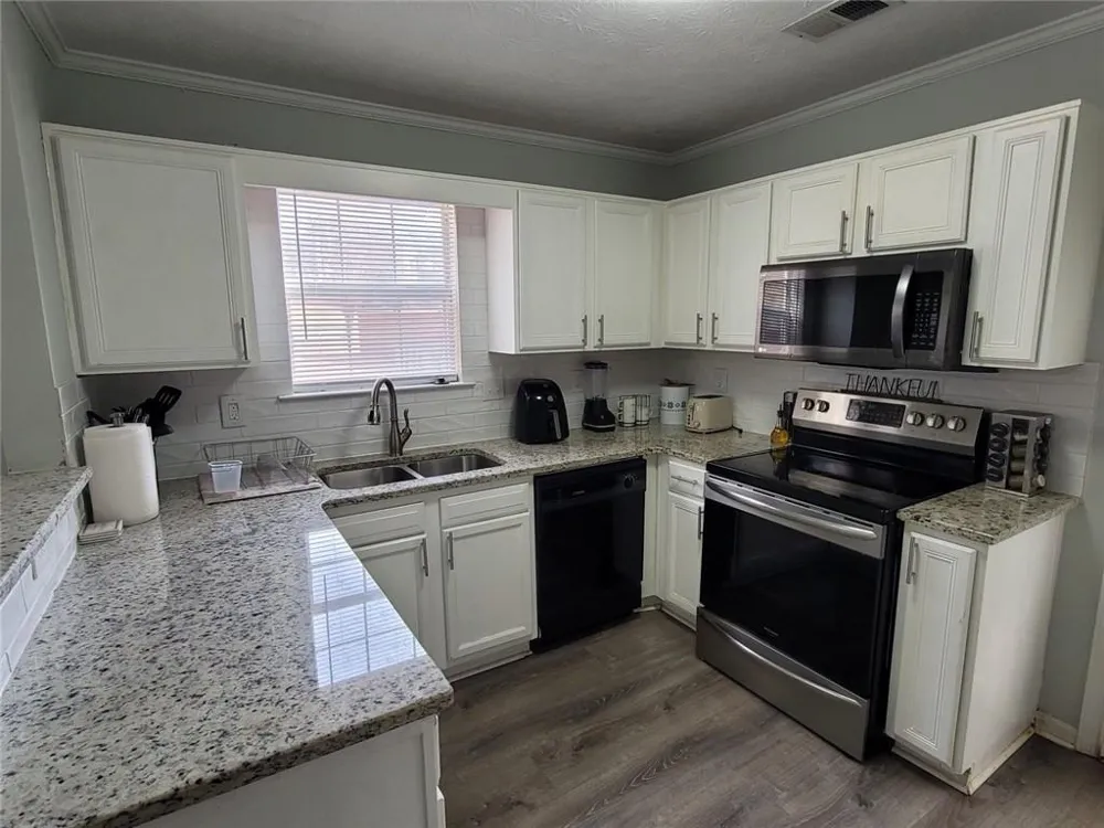 5980 Sherwood Trace Lithonia, GA 30038
