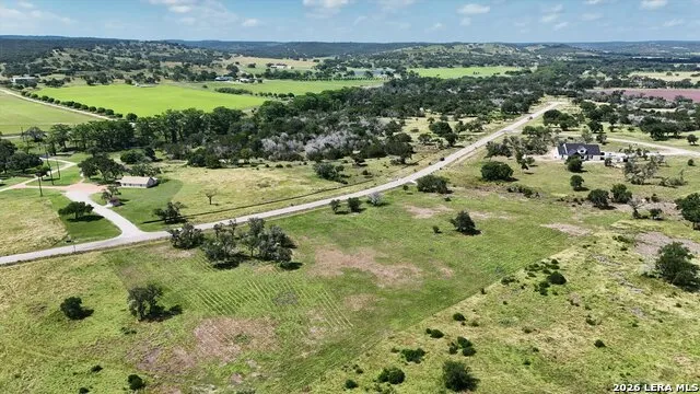 143 Coldwater Dr Center Point, TX 78010