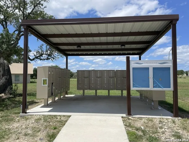 143 Coldwater Dr Center Point, TX 78010