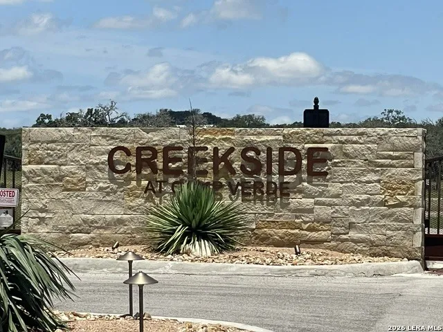 143 Coldwater Dr Center Point, TX 78010