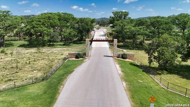 143 Coldwater Dr Center Point, TX 78010
