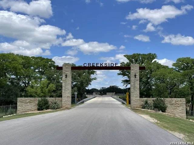 143 Coldwater Dr Center Point, TX 78010