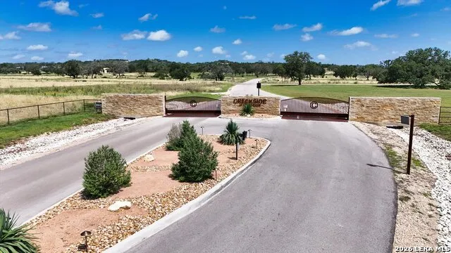 143 Coldwater Dr Center Point, TX 78010