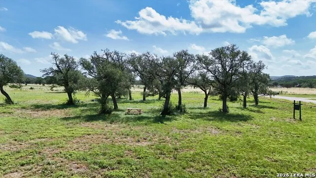 143 Coldwater Dr Center Point, TX 78010