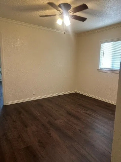 106 Tipton Street Whitesboro, TX 76273