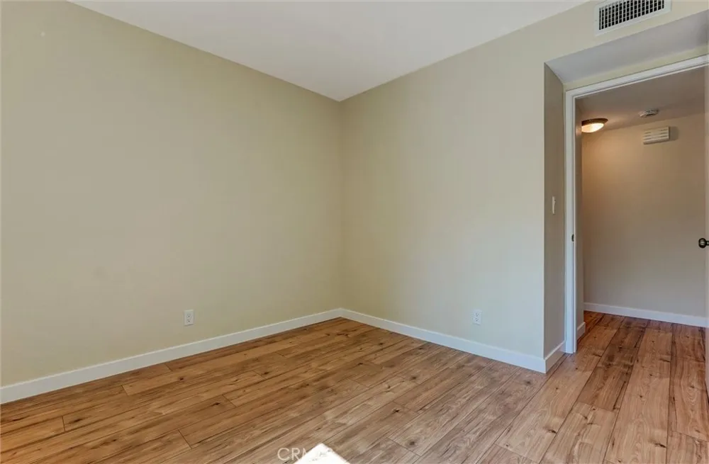 7135 Firmament Avenue #34 Van Nuys, CA 91406