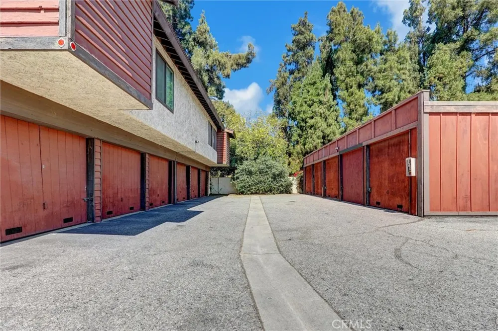 7135 Firmament Avenue #34 Van Nuys, CA 91406